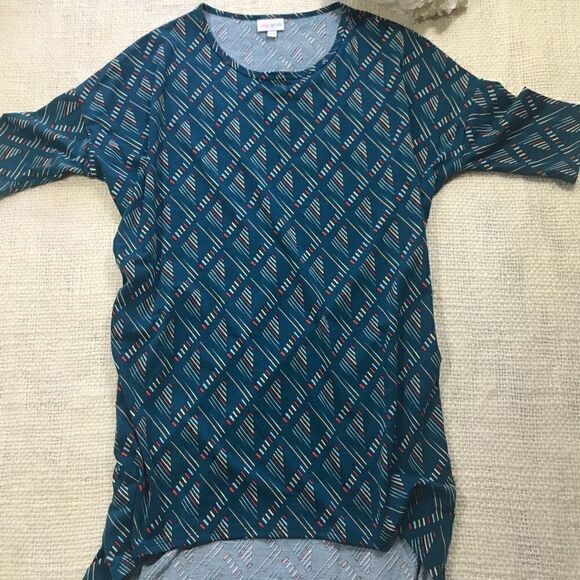 LuLaRoe Simply Comfortable High-Low Top - Picture 1 of 7